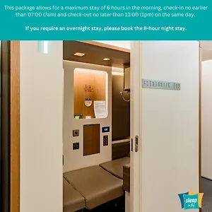 Sleep 'n Fly Sleep Lounge, C-gates Terminal 3 - Transit Only Capsulehotel